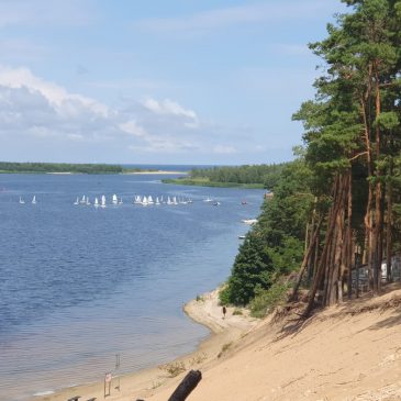 Pirmās “Jūrmalas Mazās Buras” pulcē rekordlielu   dalībnieku skaitu